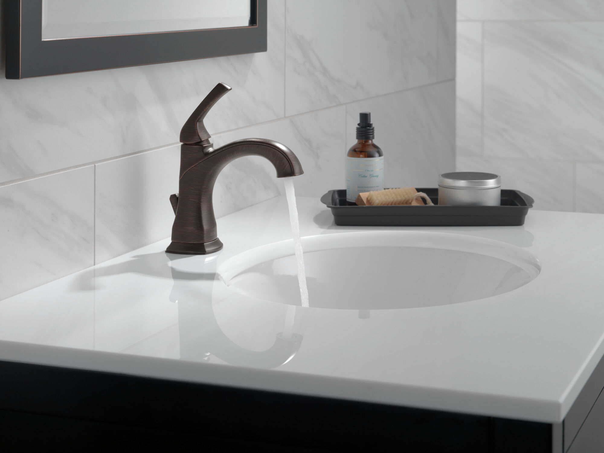 15770LF-RB Смеситель Centerset с одной ручкой Delta Faucet Portwood Венецианская бронза  - Вид №4