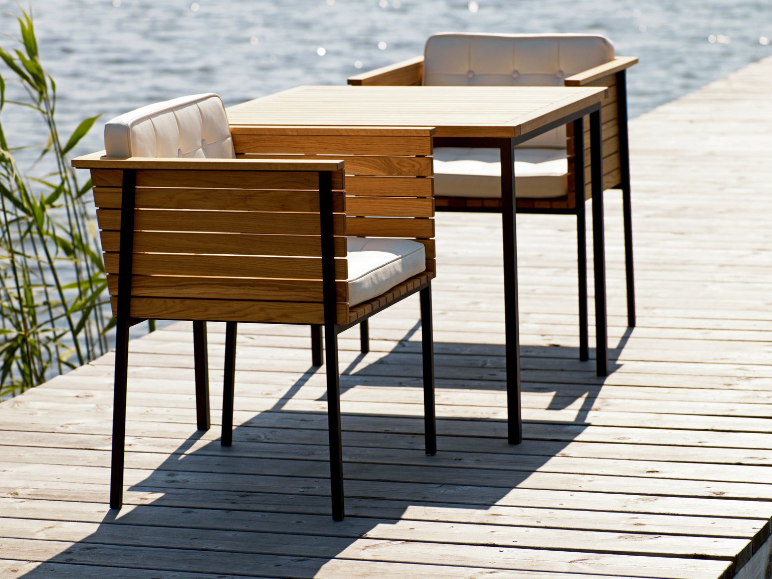 Садовое кресло из тикового дерева с подлокотниками Skargaarden Häringe ARCH-00152221 - Вид №1