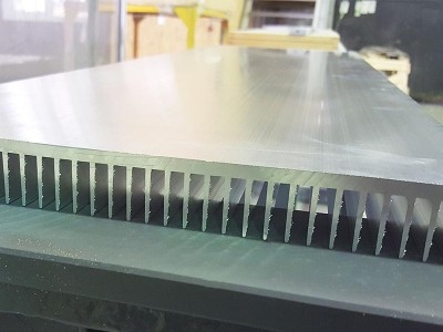 1518 Профиль алюминиевый 300мм*30мм*8,9кг LAB.Space  - Вид №2