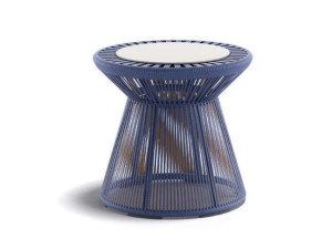 Круглый журнальный столик из синтетического волокна