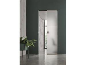 Раздвижные двери из стекла и алюминия