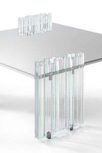 Квадратный журнальный столик из нержавеющей стали и хрусталя