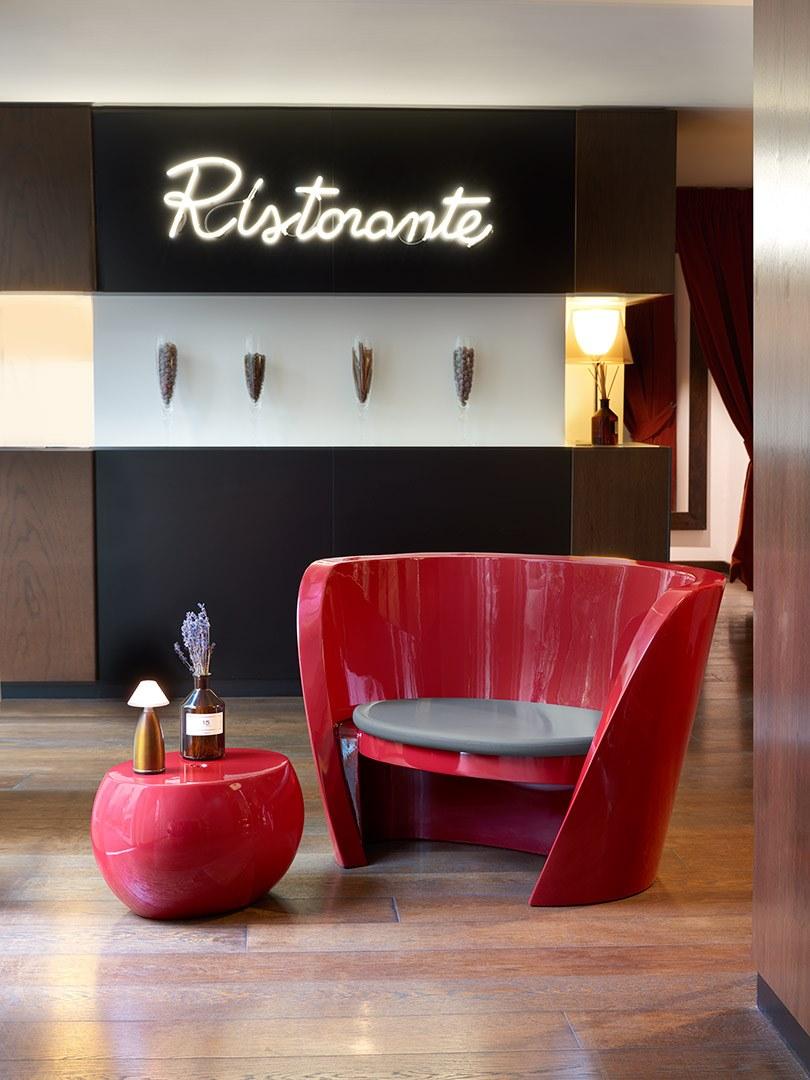 SLIDE Овальный садовый столик из полиэтилена Blos sun-id-1432680 - Вид №4