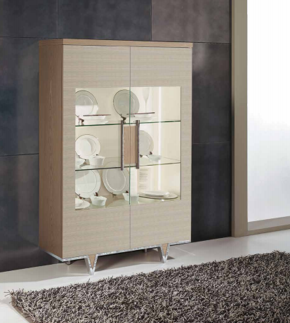 105651 Буфет 164 с основанием Victory 120 и ручкой Paralelo 36 Llass Attitude Santreyd