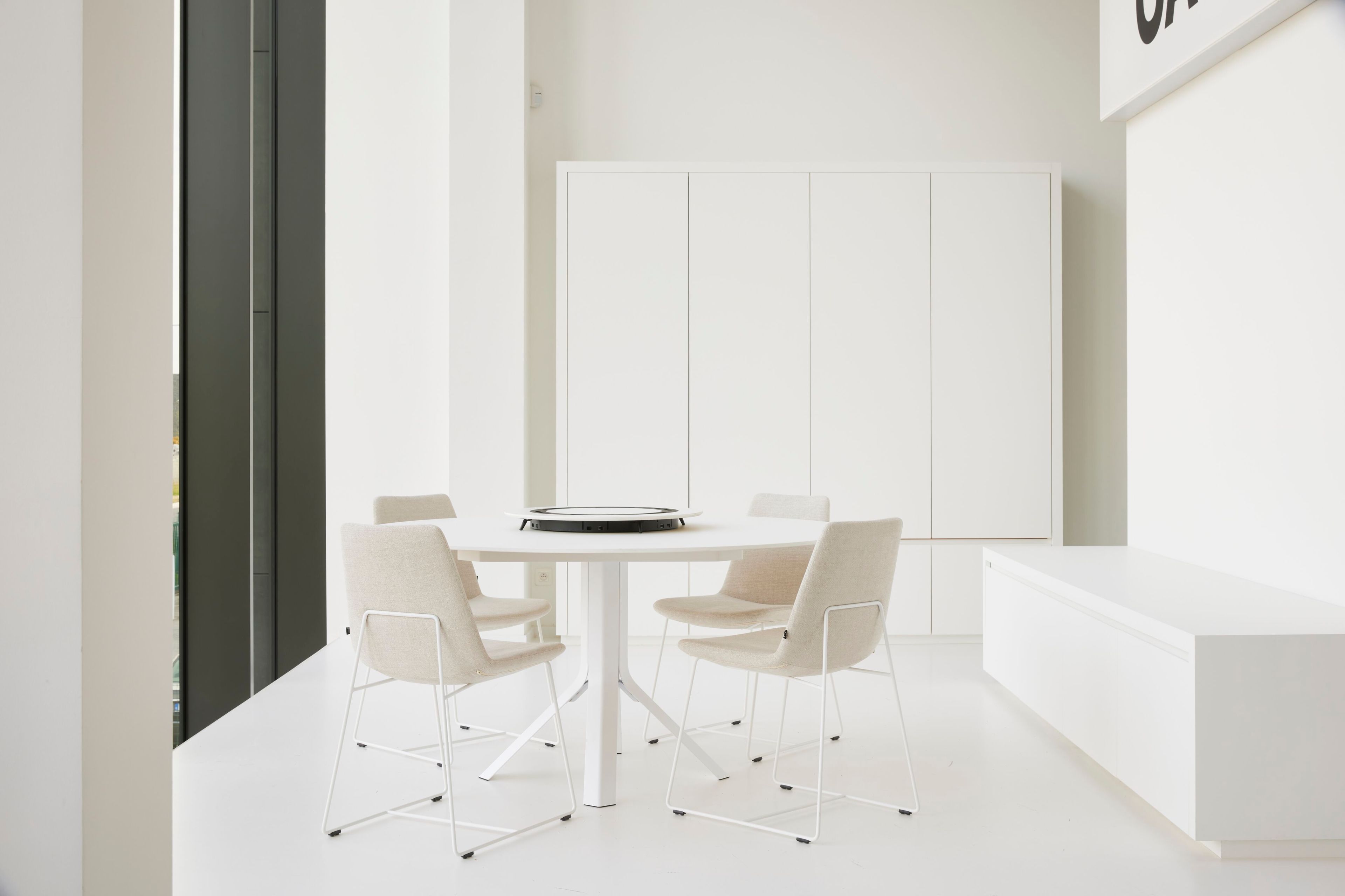 Круглый стол в Xeramica Joli ARCH-00096416 - Вид №2