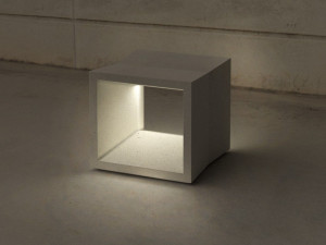 Бетонное сиденье со встроенным освещением