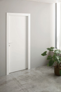 Деревянные распашные двери