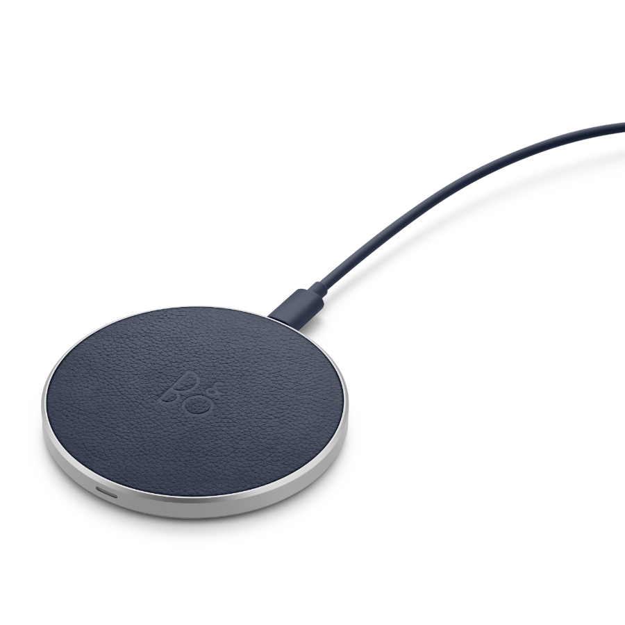Устройство зарядное беспроводное BeoPlay Charging Pad, синее Bang & Olufsen 1646203 - Вид №2