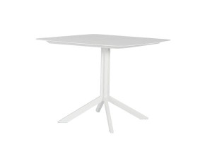 Металлический квадратный садовый стол