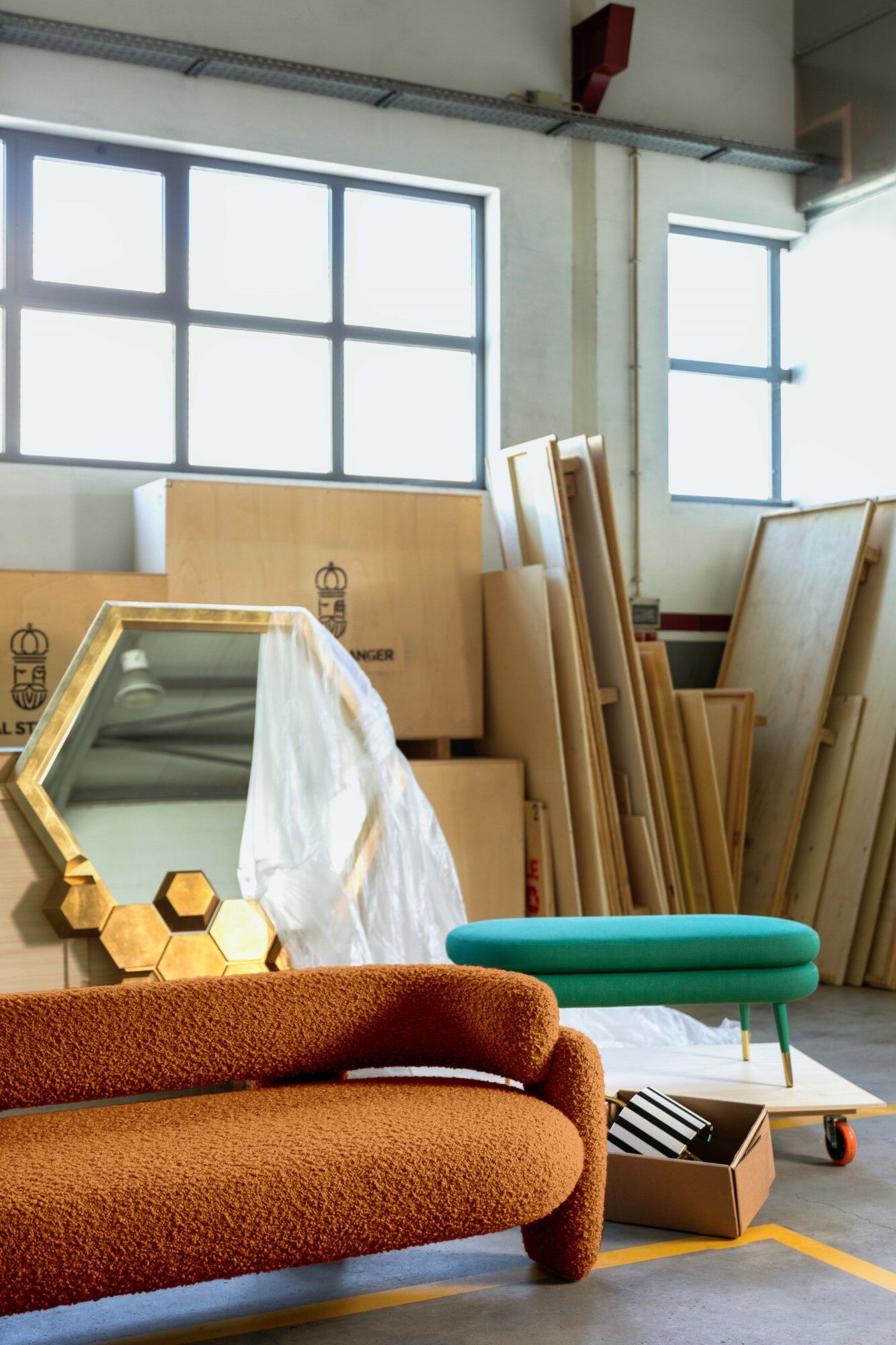 Шестигранное настенное зеркало ROYAL STRANGER ARCH-00011392 - Вид №2