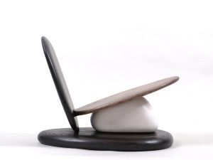 Деревянный стул