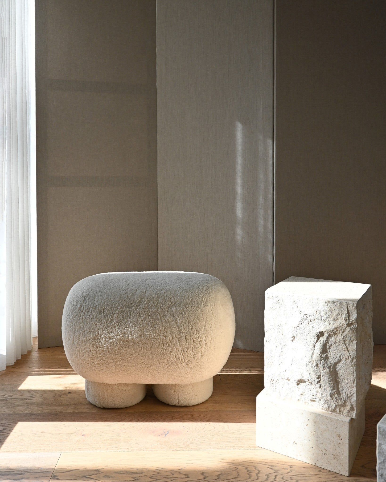 Скамейка из овчины 101 Copenhagen Big Foot ARCH-00105772 - Вид №3