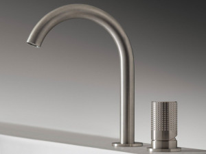 Однорычажный смеситель для раковины из нержавеющей стали с 2 отверстиями