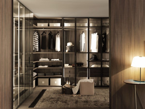 Деревянная секционная гардеробная