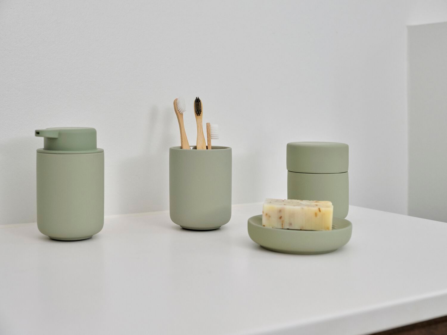 Китай Настольный держатель зубной щетки ZONE DENMARK Ume ARCH-00126924 - Вид №7