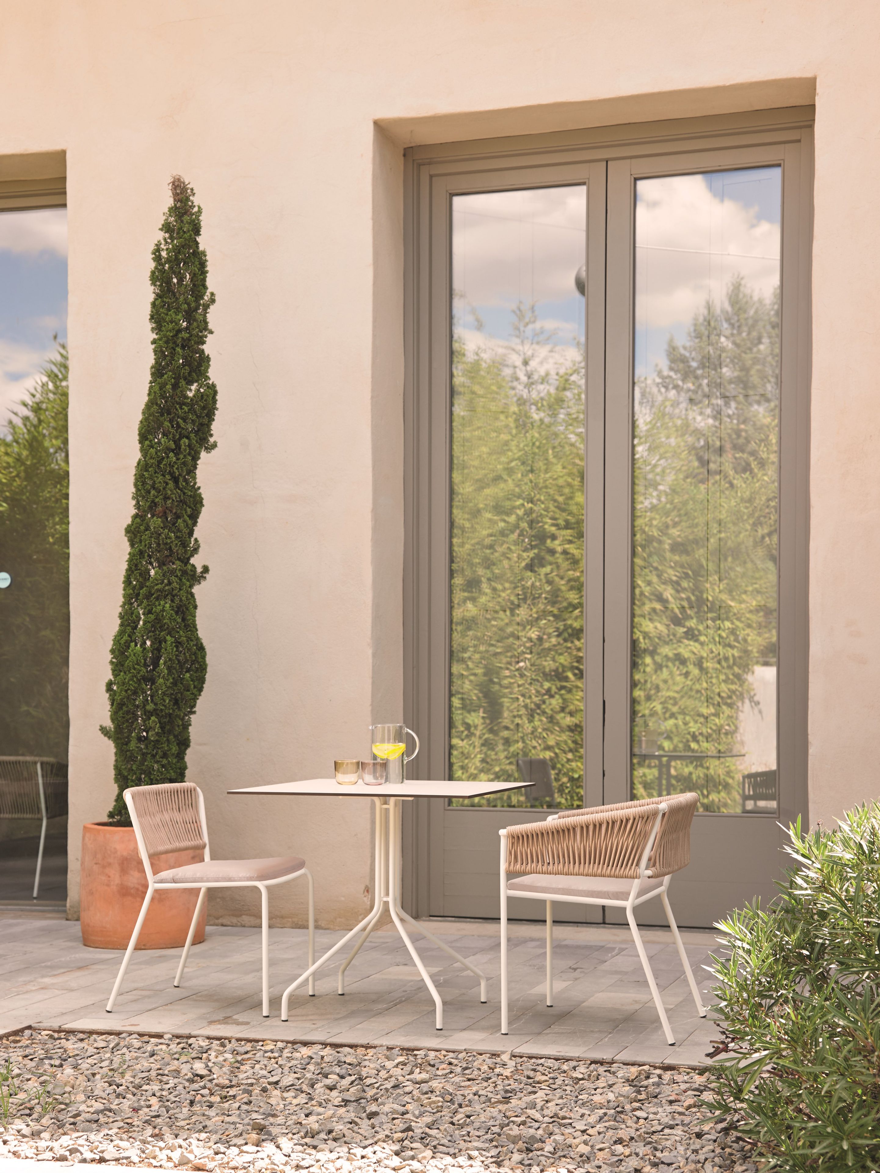 Круглый стол из тикового дерева POINT Weave ARCH-00092360 - Вид №1