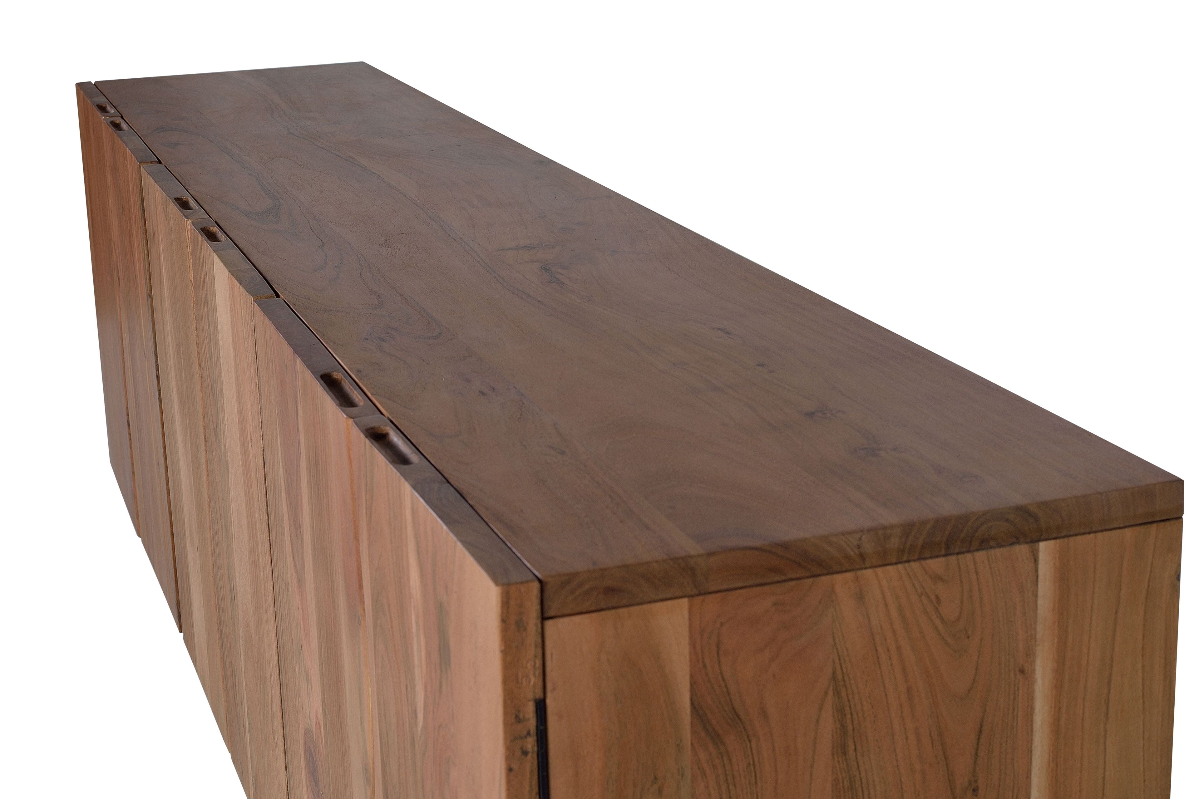 Шкаф из акации с распашными дверями Giner y Colomer Contemporary ARCH-00021250 - Вид №3