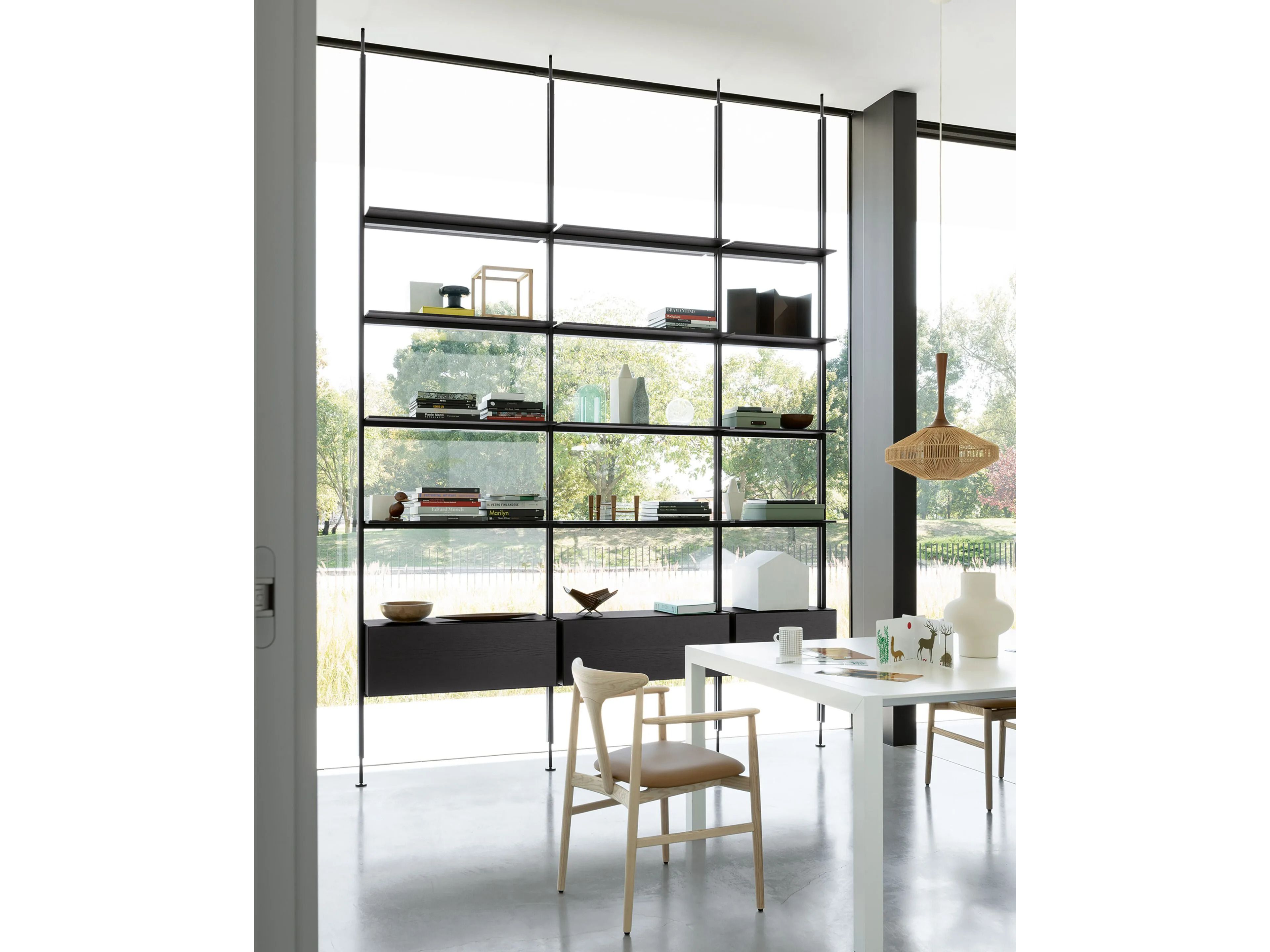 Книжный шкаф с креплением пол-потолок Kristalia Avenue ARCH-00081694 - Вид №1