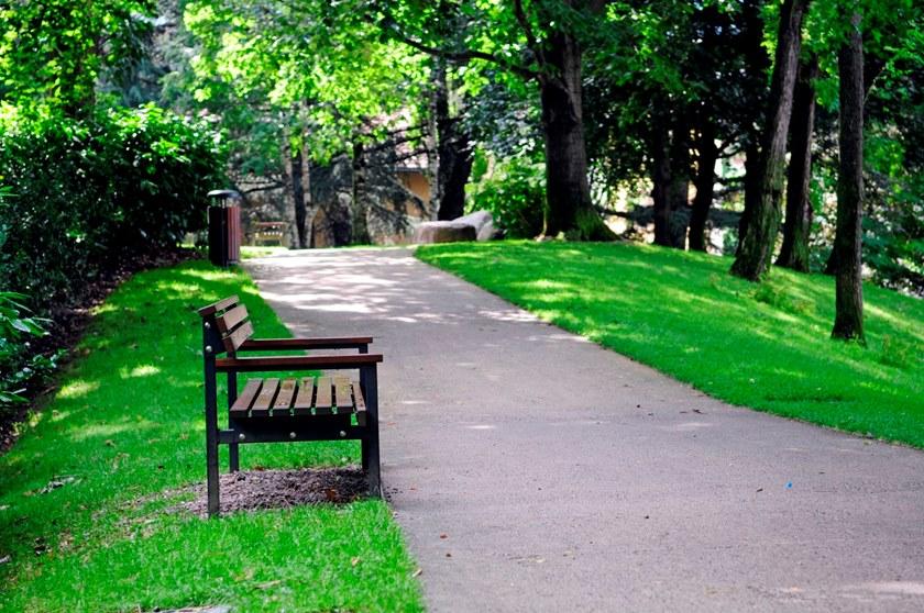 Euroform W Скамья из дерева с подлокотниками со спинкой Quattro 83, 85 - Вид №2