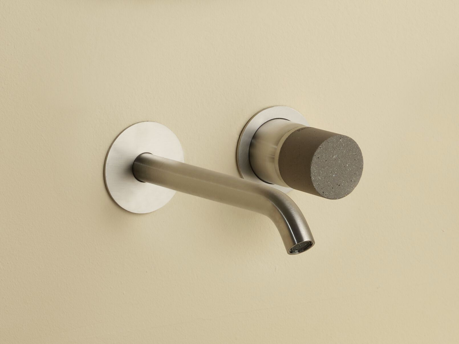 Однорычажный смеситель для раковины из нержавеющей стали Ritmonio Diametro35 Inox Concrete ARCH-00099462 - Вид №1