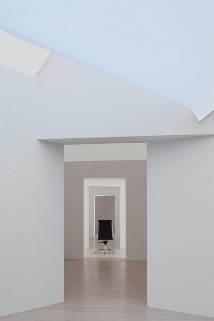 Luxy Регулируемое по высоте кресло руководителя с 5 спицами и колесами Taylord sun-id-1407971 - Вид №5