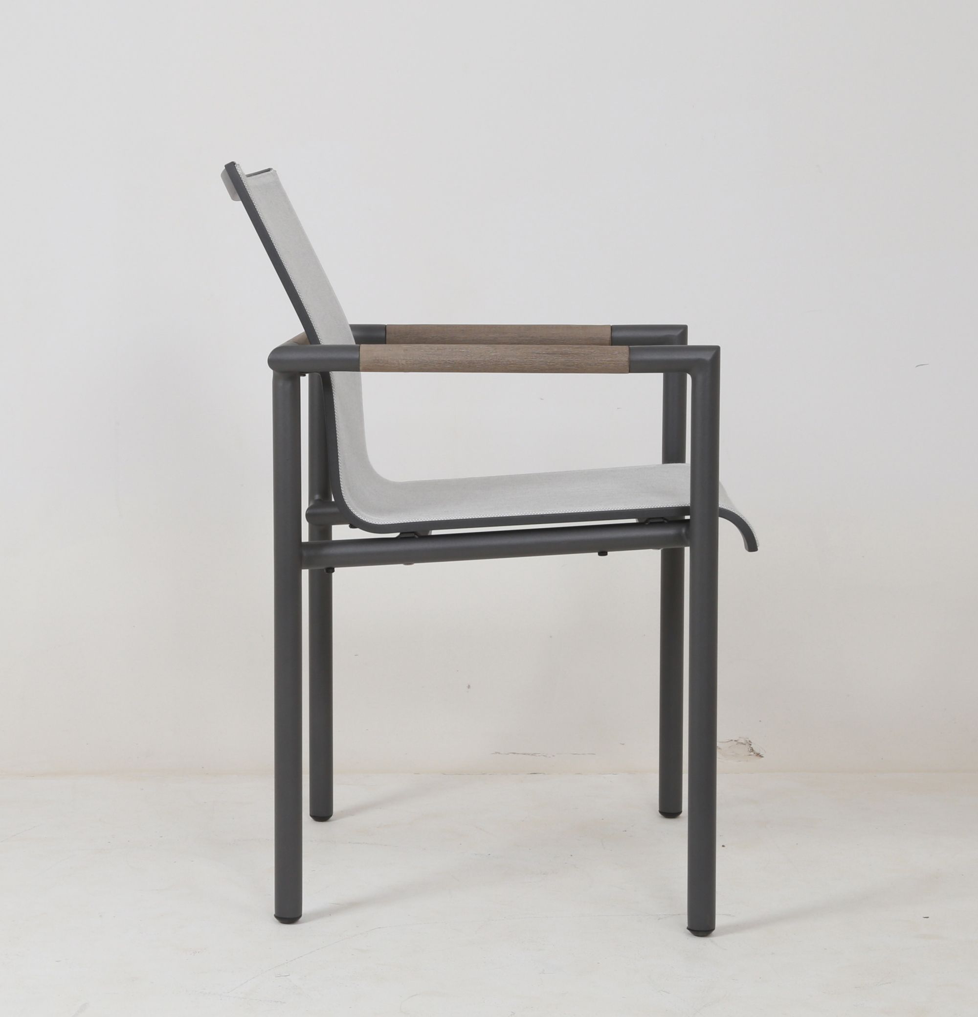 Штабелируемый стул с подлокотниками Les Jardins® Bastingage ARCH-00045126 - Вид №1