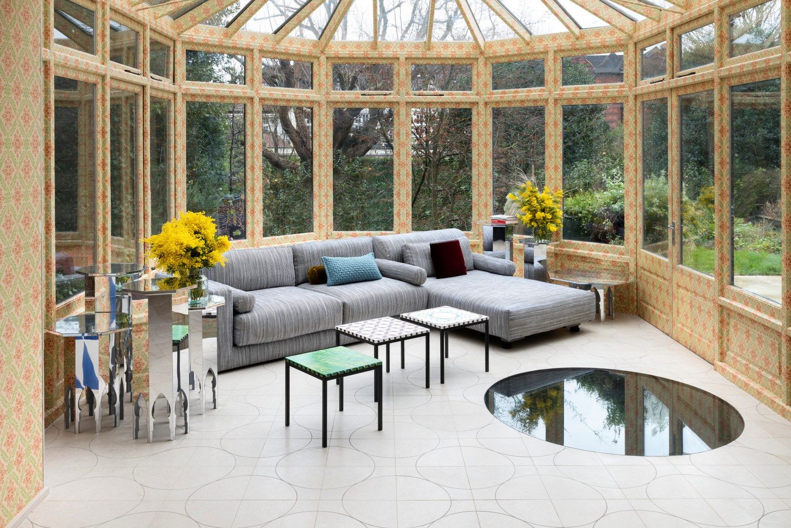 Квадратный стальной и стеклянный журнальный столик для гостиной MOROSO Salon Nana ARCH-00134514 - Вид №15