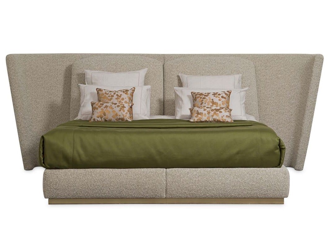 Двуспальная кровать из ткани с мягким изголовьем ROCHE BOBOIS Paris Paname ARCH-00096306