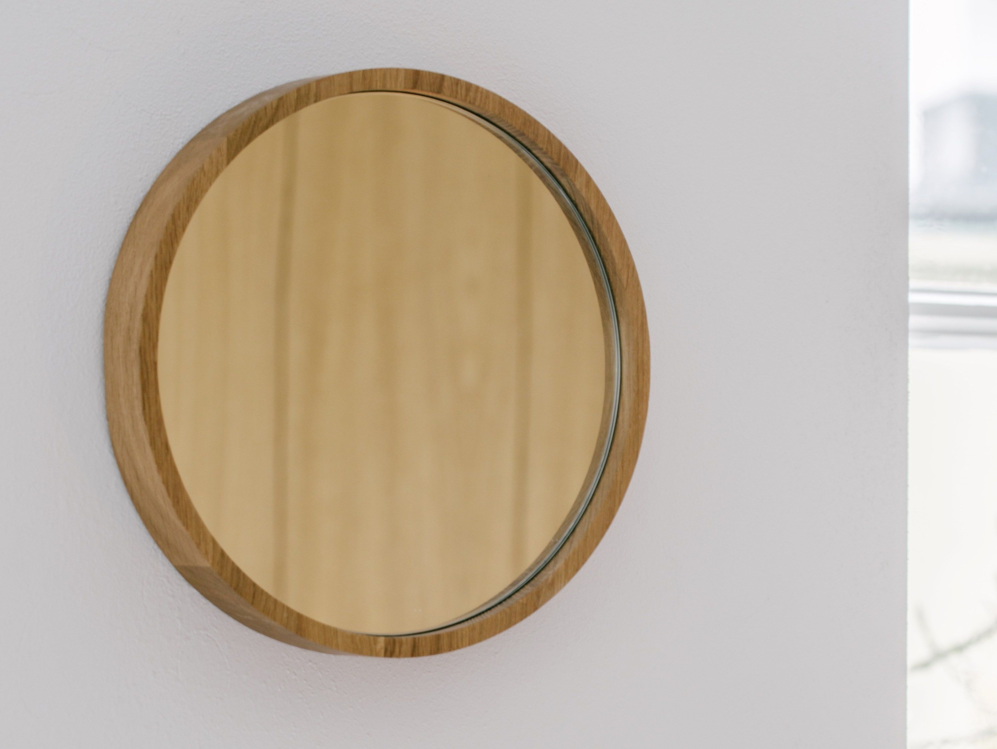 Круглое деревянное зеркало с рамкой In Stock ST FURNITURE ARCH-00065298 - Вид №1