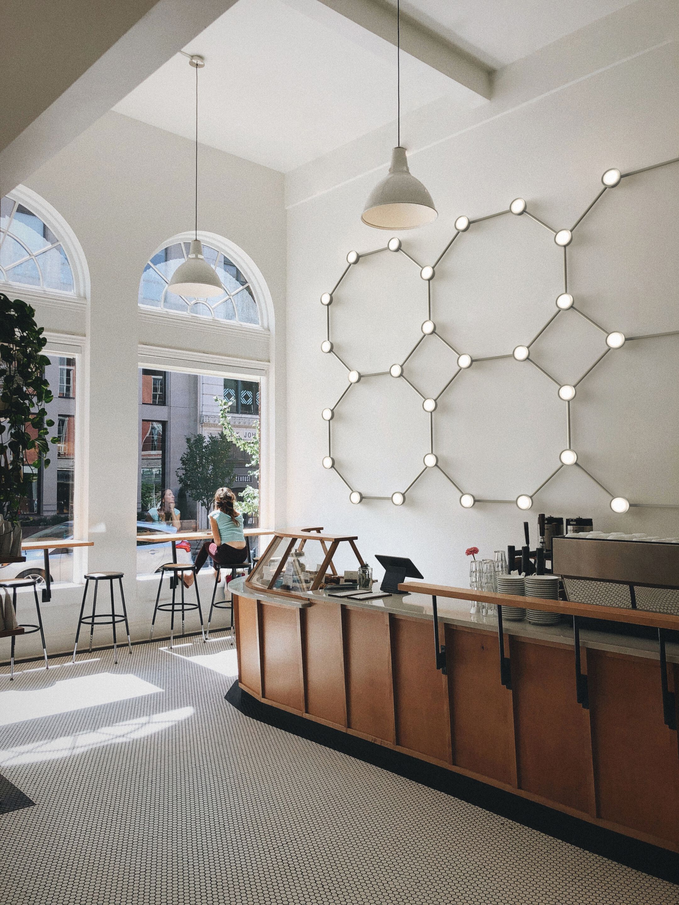 Окрашенная алюминиевая электрическая коробка Genuit цвет ARCH-00132606 - Вид №3