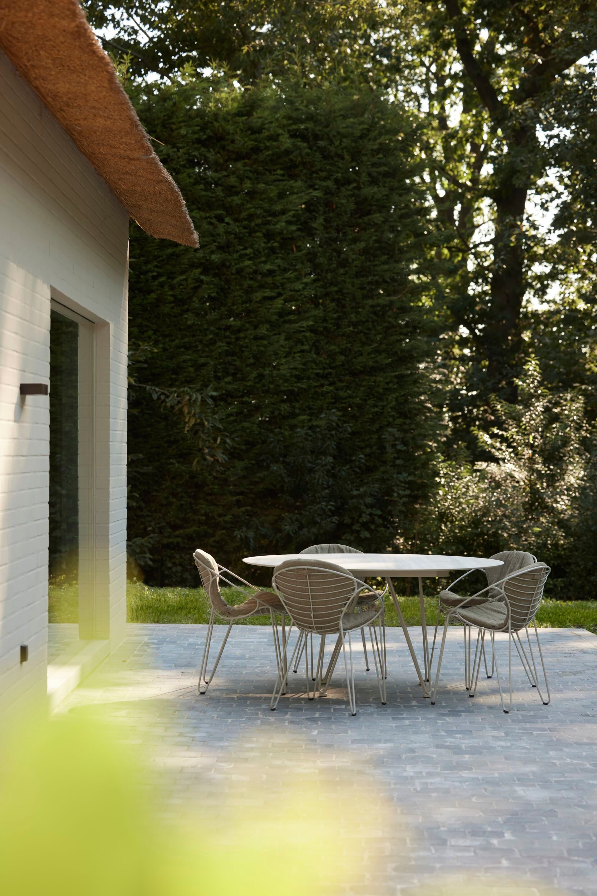 Круглый стол в Xeramica Joli ARCH-00110429 - Вид №1