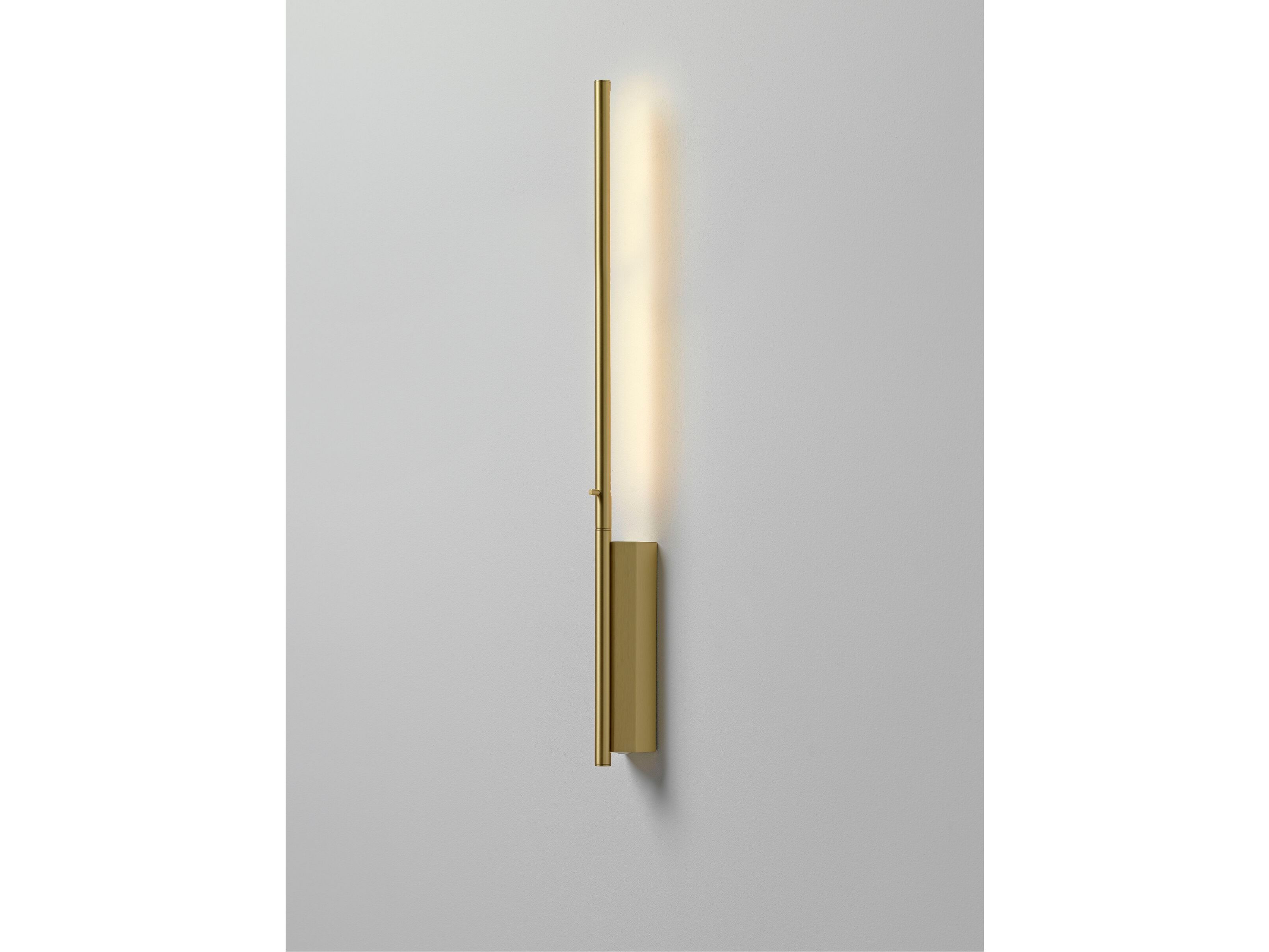 Латунный светодиодный настенный светильник для ванной комнаты CVL Luminaires ссылка ARCH-00038828 - Вид №7