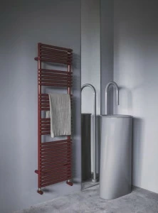 Tubes Radiatori Вертикальный настенный полотенцесушитель Basics Ba25