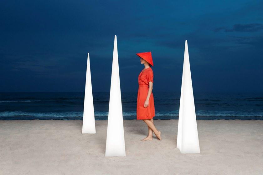 Diabla Торшер для улицы из полиэтилена Pirámide sun-id-1368690 - Вид №4