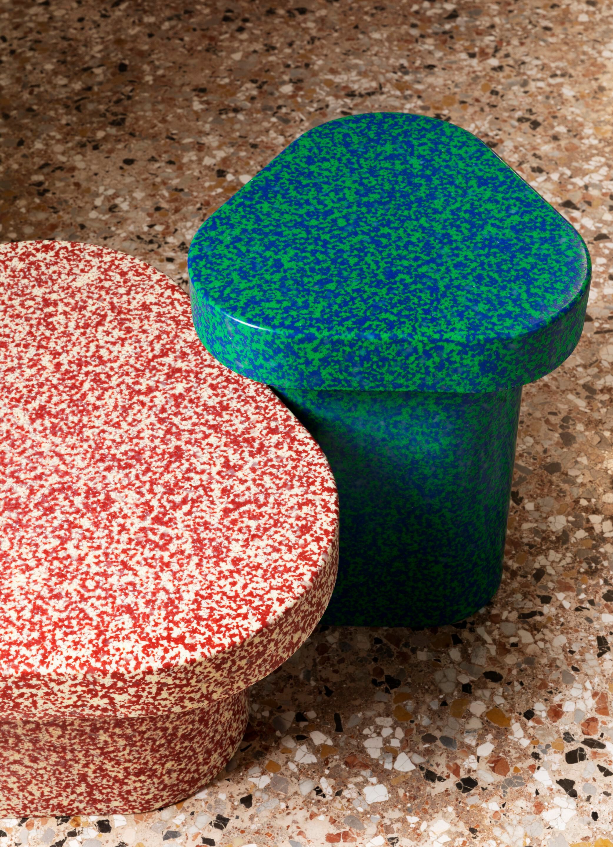 Рециркулированный пластиковый треугольный журнальный столик Miniforms SUPERPOP ARCH-00034148 - Вид №17