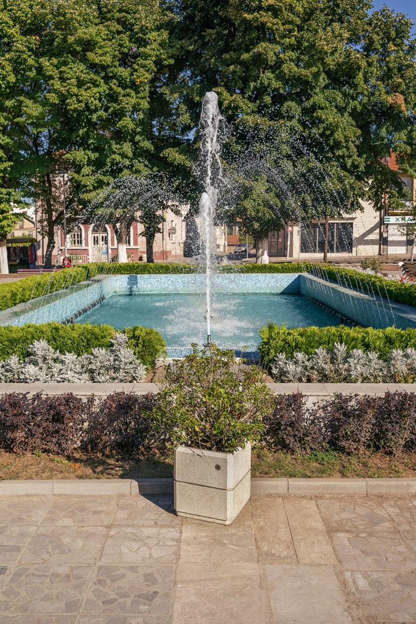 ENCHO ENCHEV - ETE Квадратная кашпо для общественных мест sun-id-1354223 - Вид №2