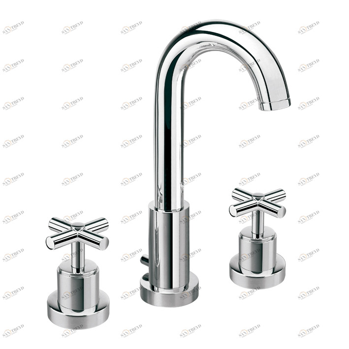 Смеситель для раковины на 3 отверстия 1/2 ”. Керамические дисковые клапаны. Со съемным сливным набором 1 1/4 ”. Аэратор «Плюс». Расход 12,78 л / мин. при 3 барах.  Future NOKEN 100038275  CHROME