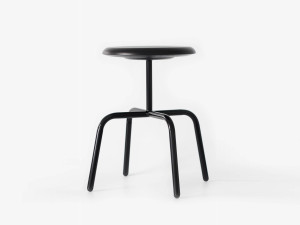 Низкий стул из стали и дерева