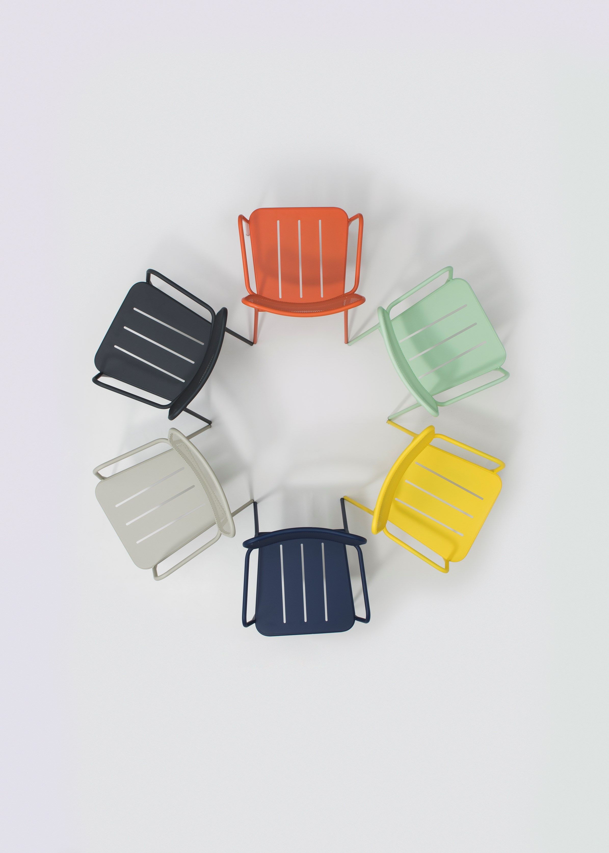 Металлический штабелируемый садовый стул с подлокотниками Garda Furniture Тотем ARCH-00058006 - Вид №4