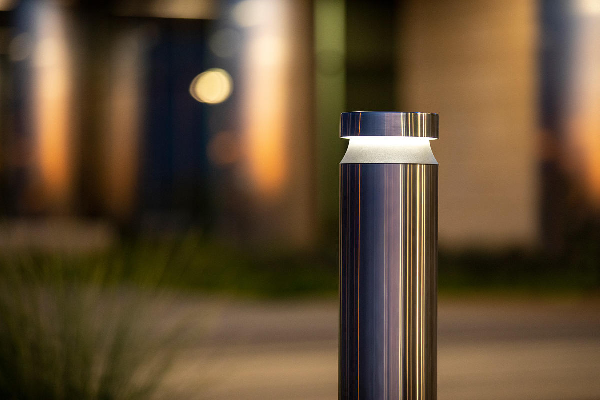 FSRT241 Столбик Helio, серия 600  Forms-surfaces  - Вид №3