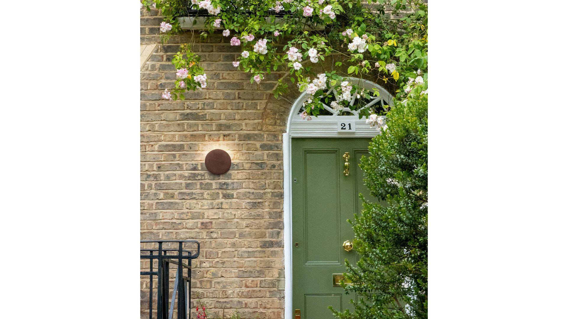 Настенный светильник для наружного освещения в BETALY® 9010 novantadieci OCIO BIG ARCH-00039777 - Вид №1