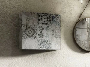 MOMENTI Секция из дерева в современном стиле с дверцей и полками Crazy home furniture