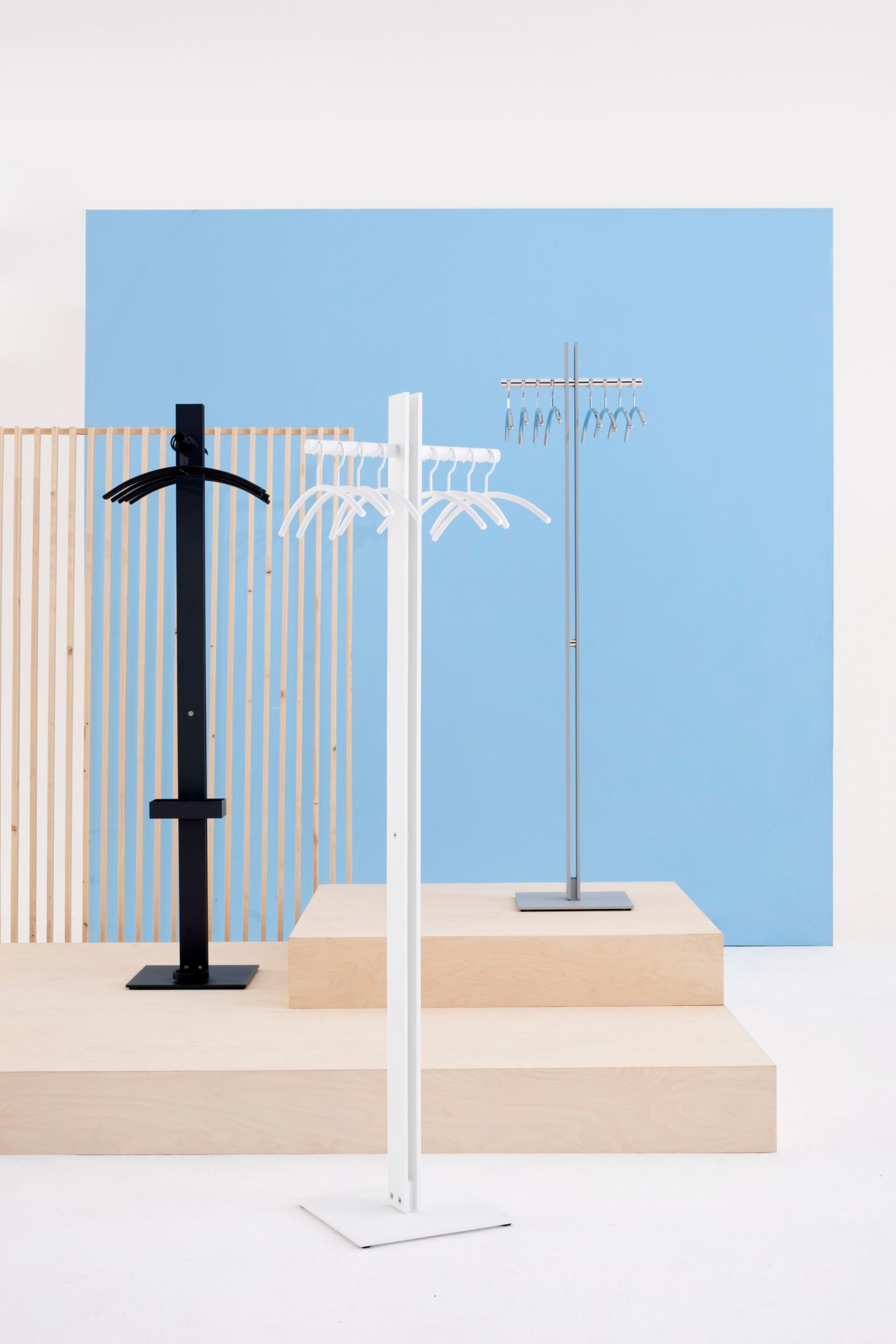 Окрашенная металлическая напольная офисная вешалка для одежды Cascando STANDFREE ARCH-00084411 - Вид №2