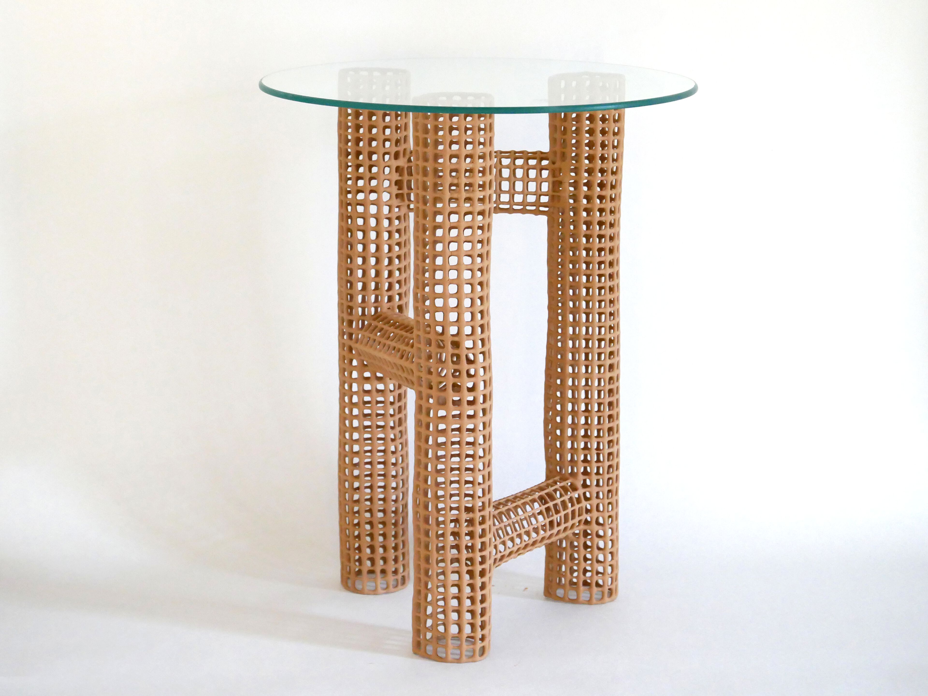 Высокий круглый стол из глины и стекла LO Contemporary Coral ARCH-00042101