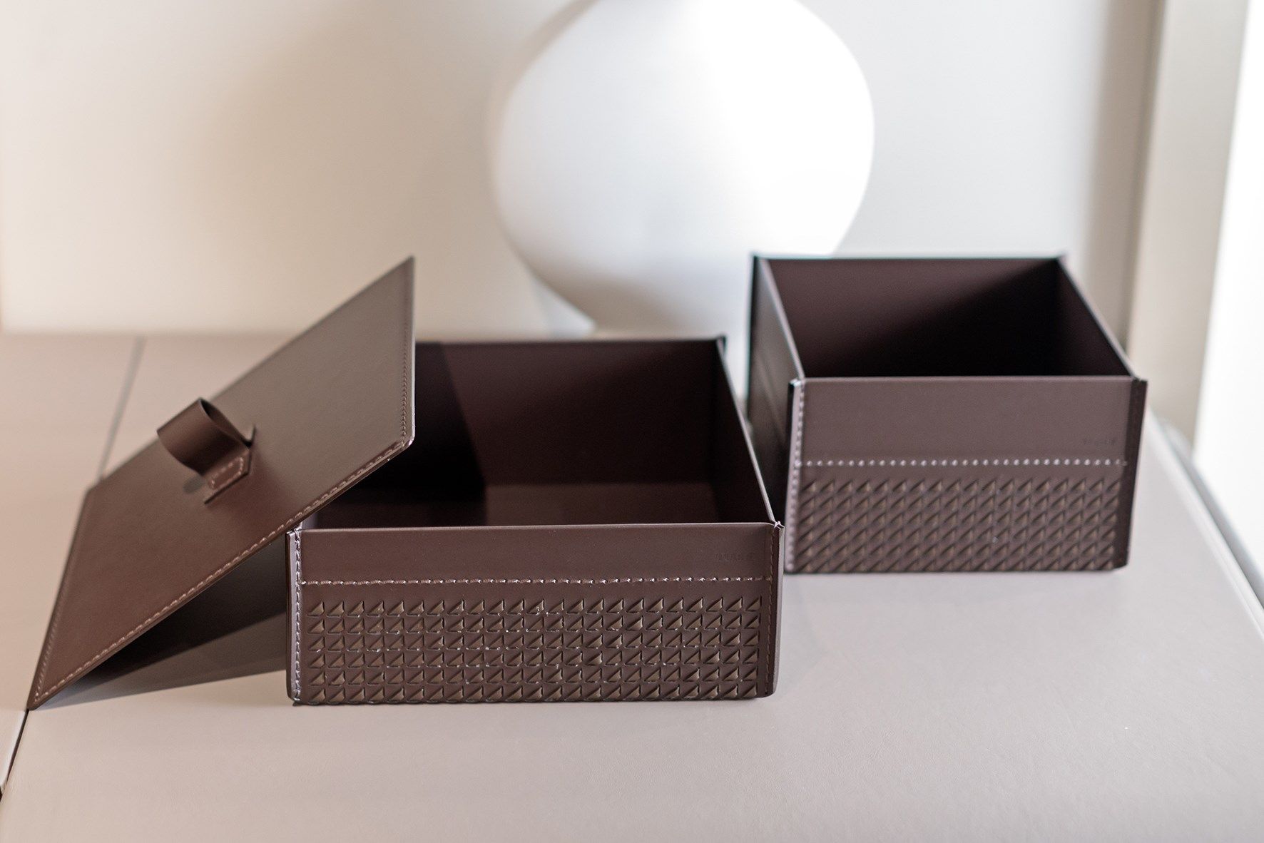 Шкатулка для драгоценностей / пустотелая шкатулка из кожи Turri ARCH-00079028 - Вид №4