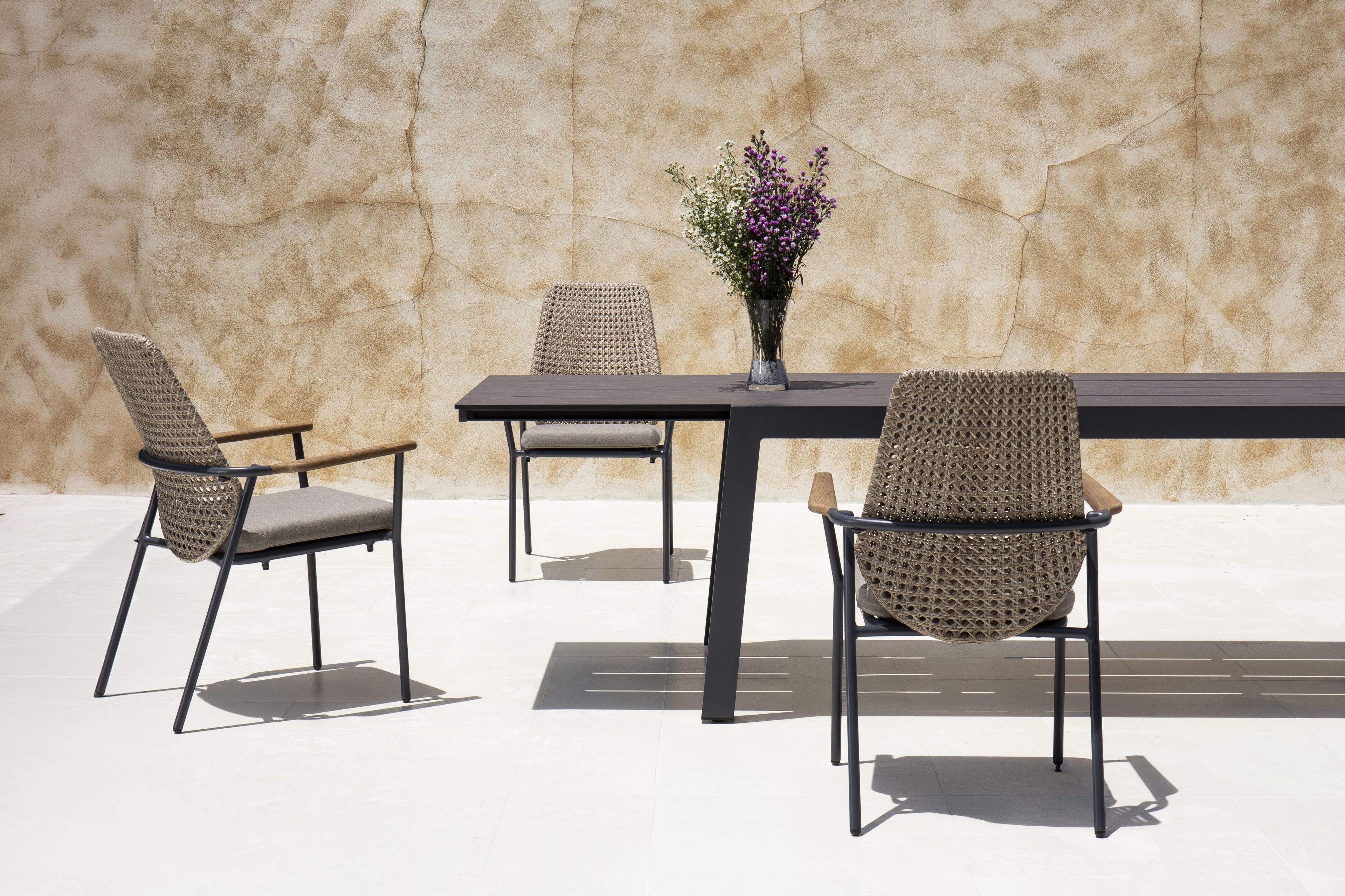 Тканевый штабелируемый садовый стул с подлокотниками MAMAGREEN Clara ARCH-00082803 - Вид №2