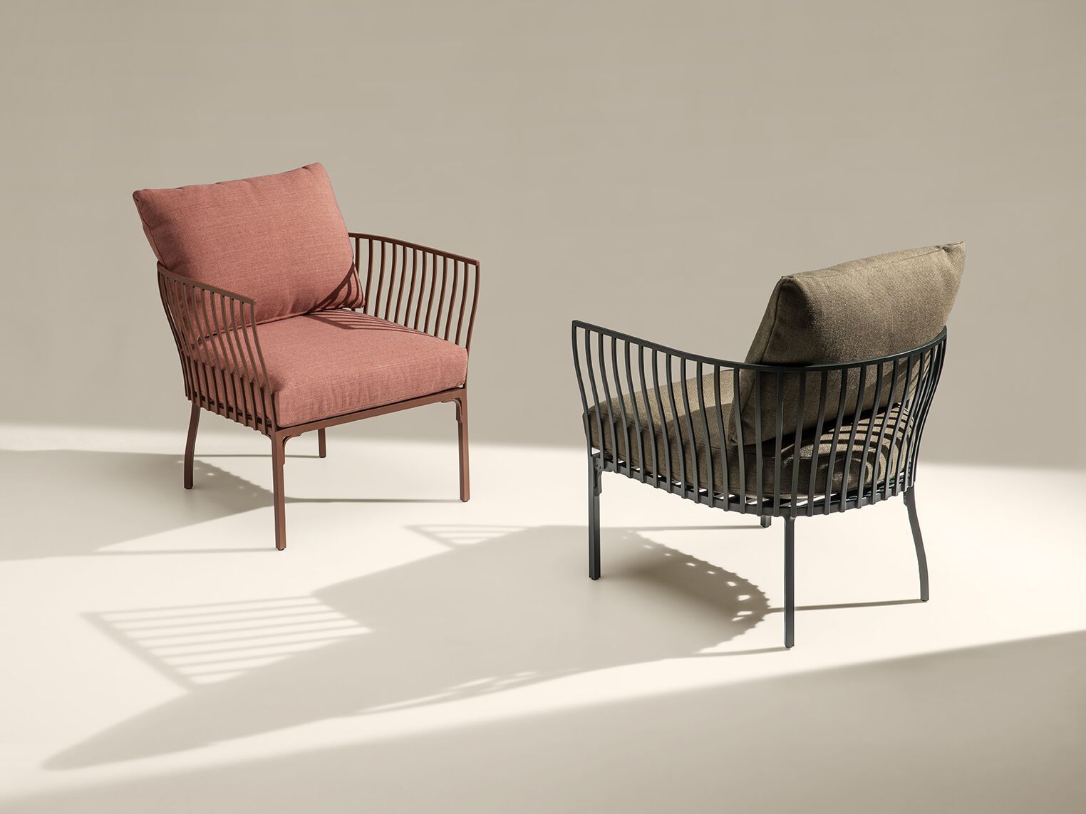 Алюминиевый садовый стул с подлокотниками Ethimo Venexia ARCH-00053190 - Вид №5