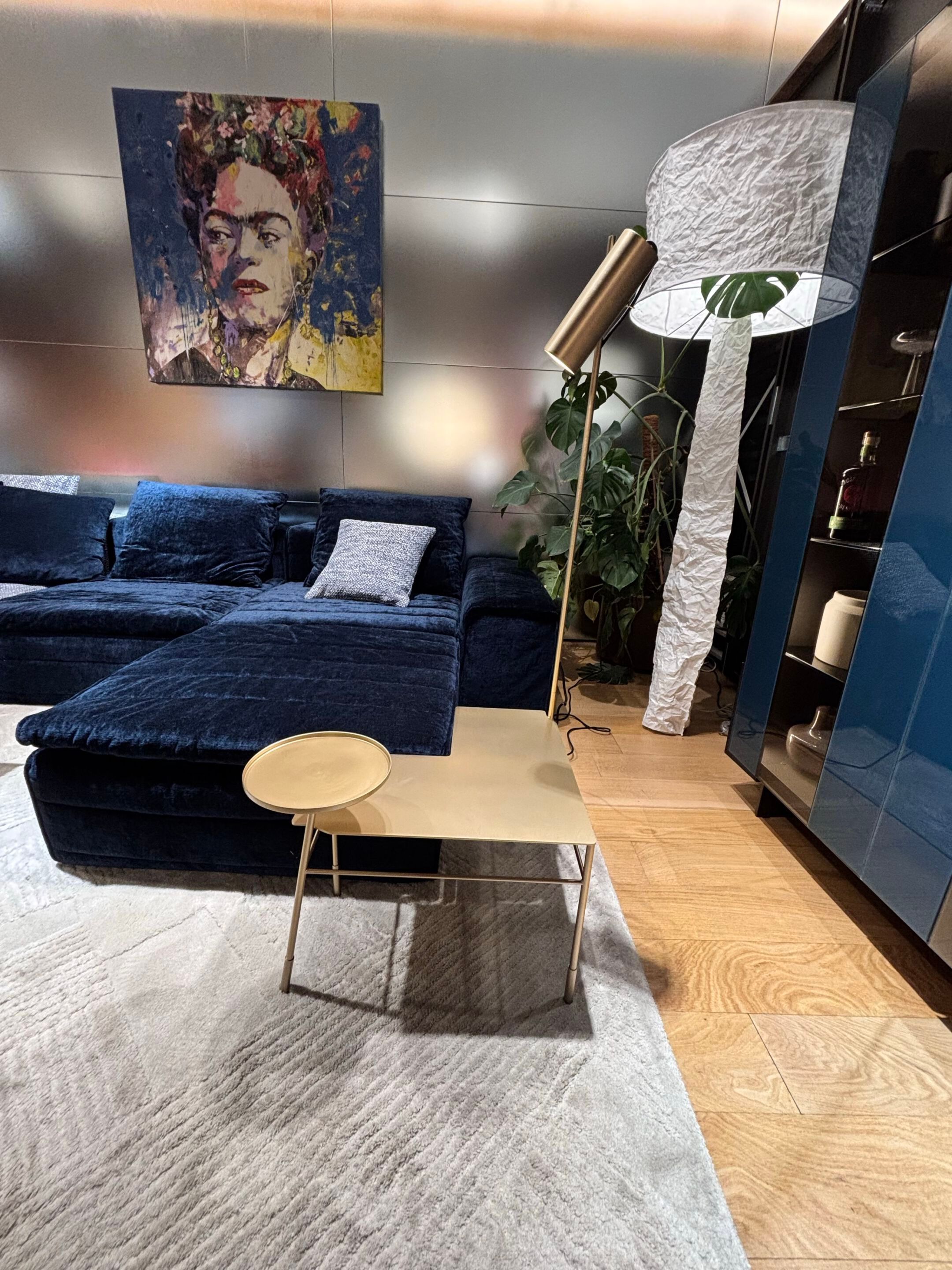 Журнальный столик из матовой латуни с лампой и подносом In Stock Mogg ARCH-00109808 - Вид №2