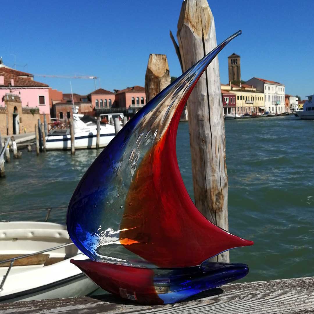 329 ORIGINALMURANOGLASS Скульптура Разноцветный Парусник - муранское стекло OMG 30 см  - Вид №1