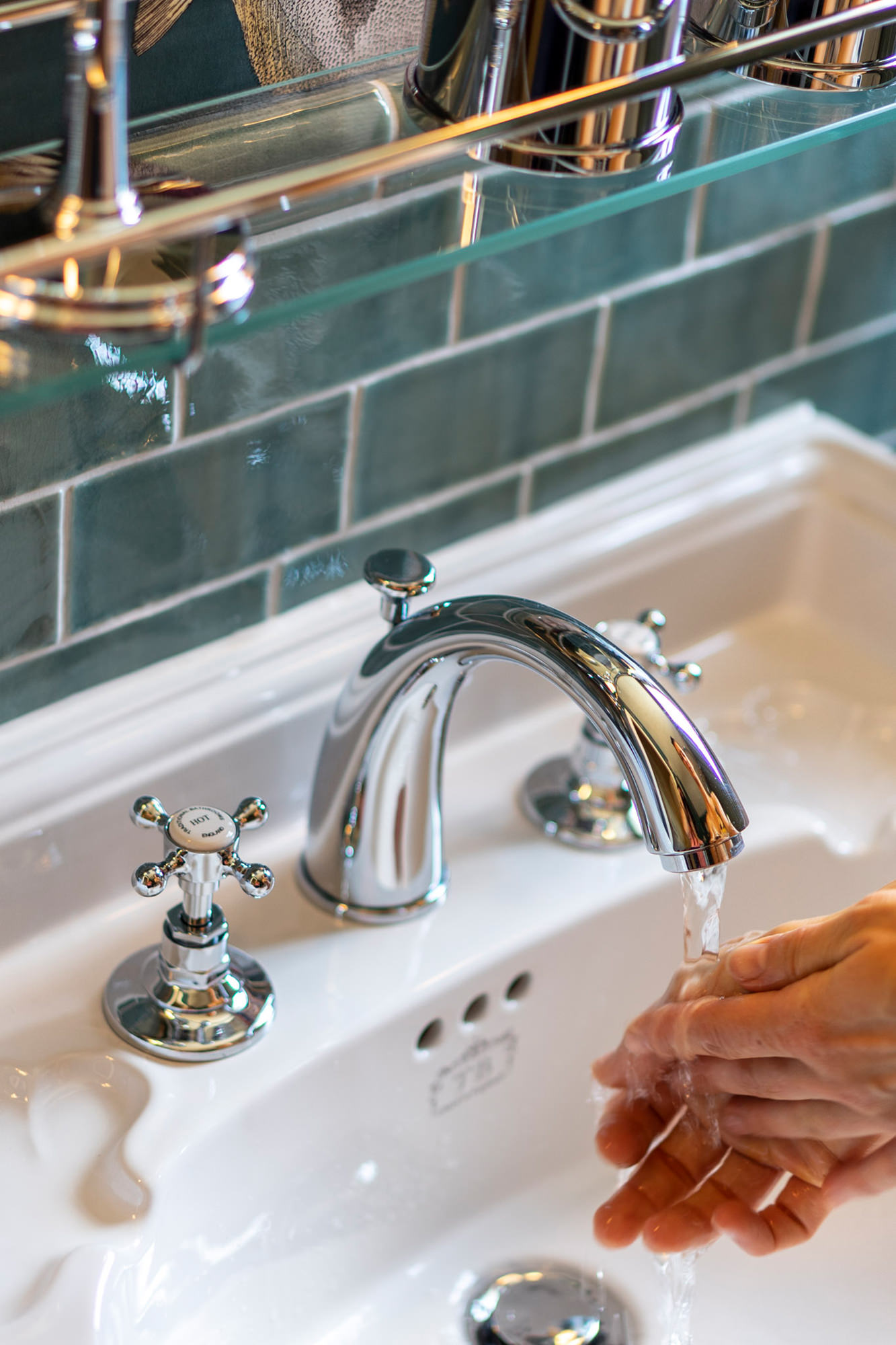 Traditional bathrooms ЛОНДОН однорычажный смеситель для умывальника HIGH Tb404.614.bn LONDON - Вид №1